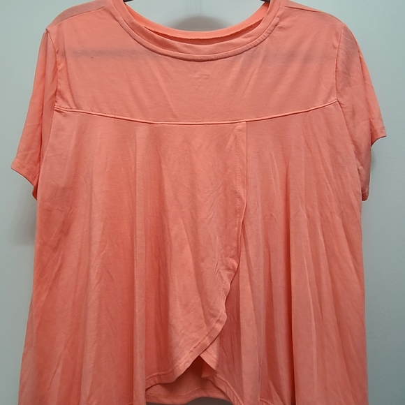 NWOT 3 Women's Work-Out Shirts - Picture 6 of 7